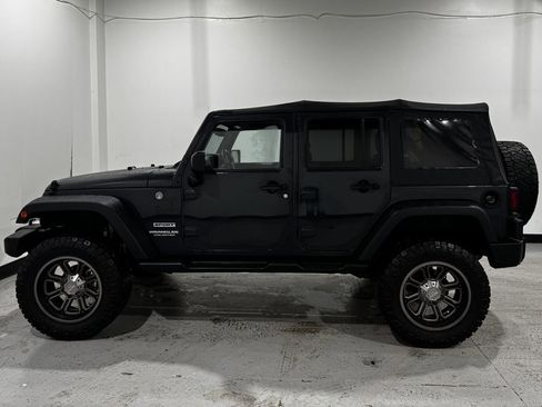 Used 2017 Jeep Wrangler Unlimited Sport w/ Quick Order Package 23S image 10