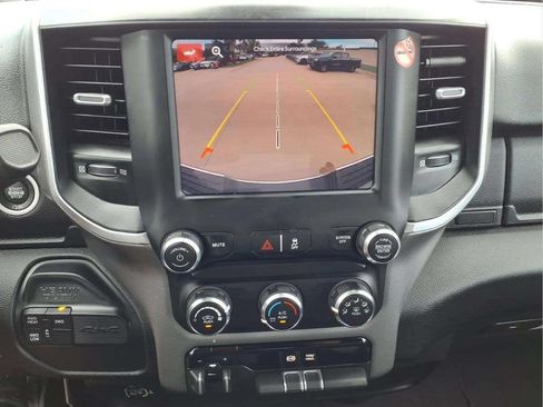 Used 2024 RAM 2500 Big Horn AWD/4WD image 16