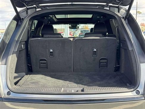 Used 2023 Acura MDX A-Spec image 10