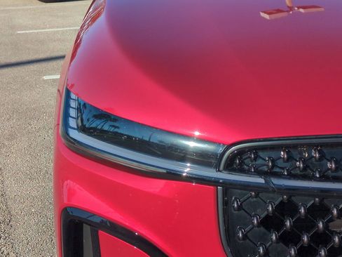 Certified 2024 Lincoln Nautilus Reserve w/ Jet Appearance Package (87T) image 10