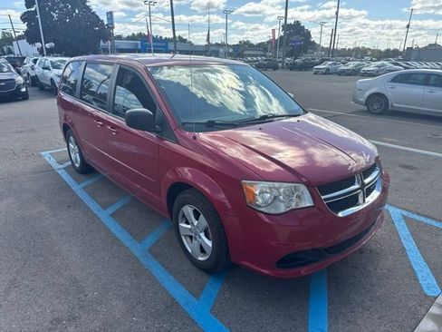 Used 2013 Dodge Grand Caravan SE FWD image 3