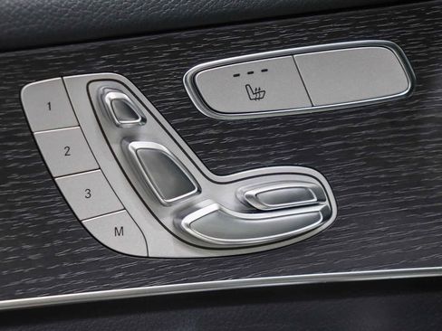 Certified 2022 Mercedes-Benz GLC 300 image 20
