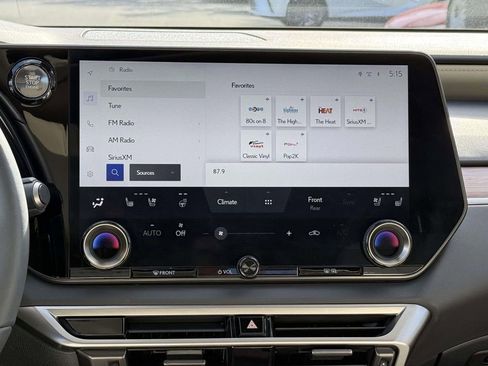 Used 2023 Lexus RX 350 Premium image 10