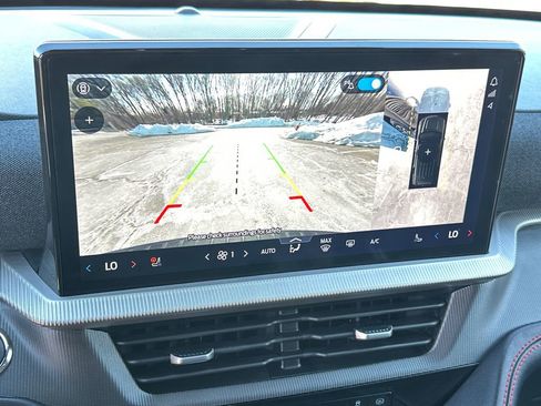 Used 2025 Ford Explorer ST-Line image 30