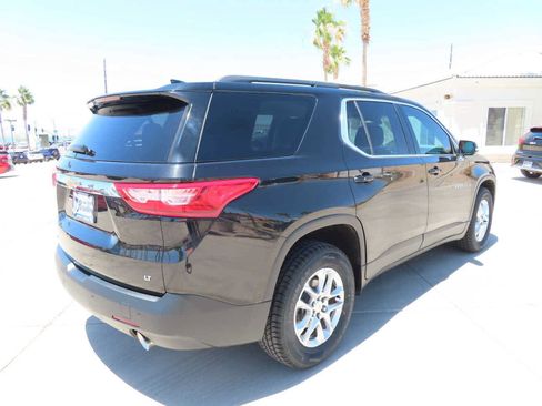 Used 2020 Chevrolet Traverse LT FWD image 8
