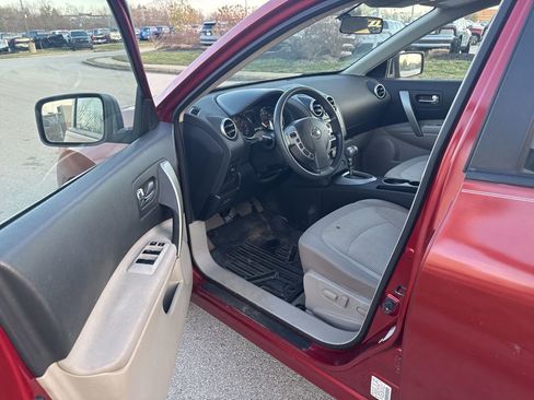 Used 2011 Nissan Rogue SV w/ Premium Pkg image 5