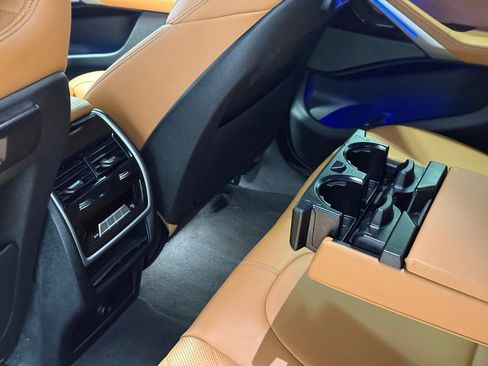 Certified 2023 BMW X6 xDrive40i w/ M Sport Package image 26