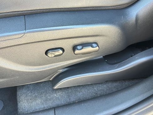 Used 2021 Buick Encore Preferred FWD image 10