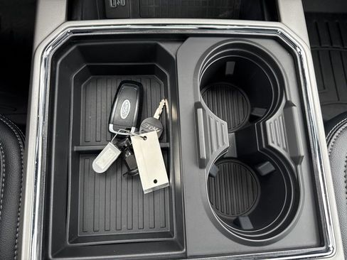 Certified 2022 Ford F350 Lariat w/ Lariat Ultimate Package image 33