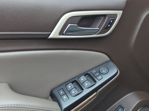 Used 2018 GMC Yukon XL Denali w/ Open Road Package image 15