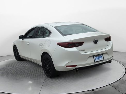 Used 2019 MAZDA MAZDA3 Sedan w/ Select Package image 5