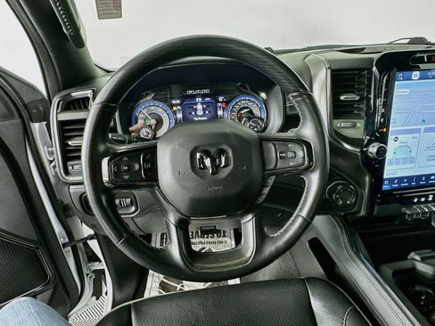 Used 2022 RAM 1500 Limited w/ Body-Colour Bumper Group AWD/4WD image 12