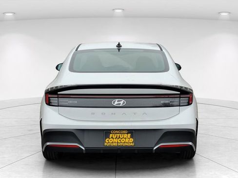 New 2026 Hyundai Sonata SE FWD image 4