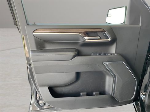 Used 2024 GMC Sierra 1500 SLE image 22