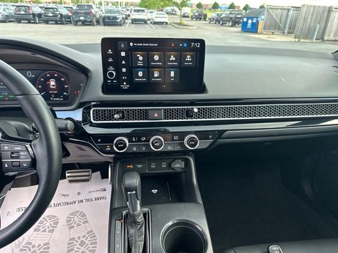 Certified 2025 Honda Civic Sport Touring image 18