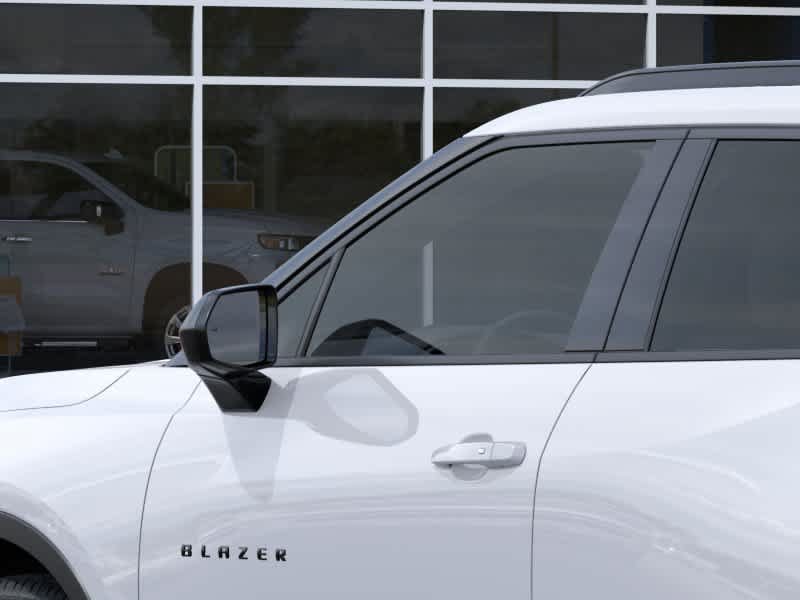 New 2026 Chevrolet Blazer LT w/ Midnight/Sport Edition FWD image 12