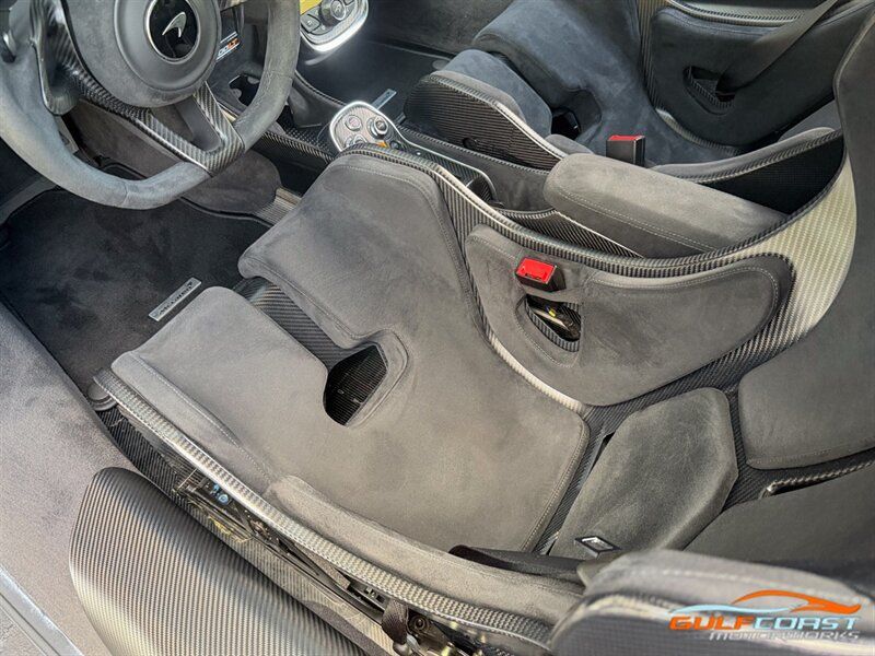 Used 2019 McLaren 600LT RWD image 24