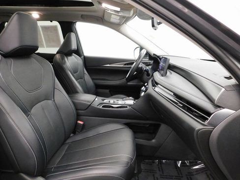 Used 2024 INFINITI QX60 Luxe image 39