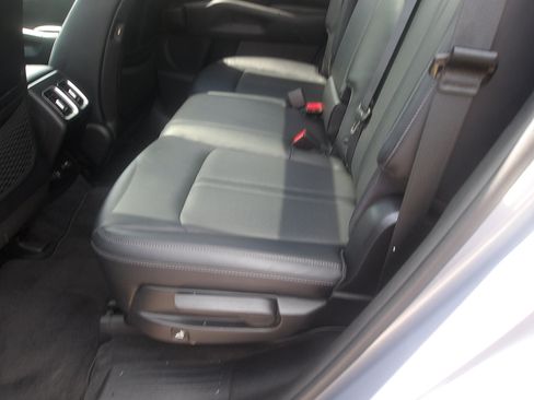 Used 2021 Kia Sorento S w/ Panoramic Sunroof Package AWD/4WD image 13