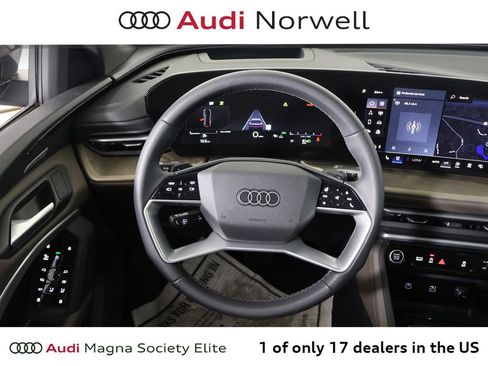 Used 2025 Audi Q5 Premium Plus AWD/4WD image 31