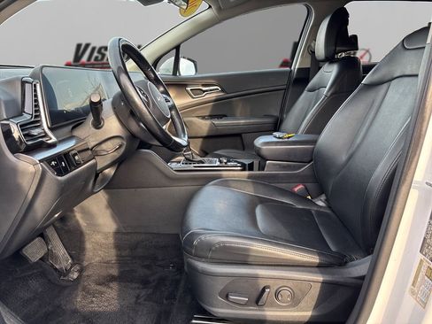 Used 2023 Kia Sportage EX image 9
