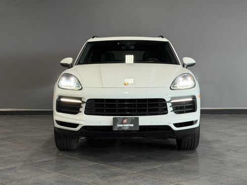 Used 2019 Porsche Cayenne AWD/4WD image 2