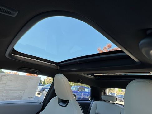 New 2026 MINI Cooper 2-Door Hardtop image 21