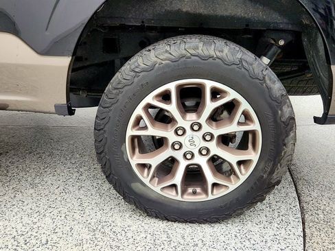Used 2023 Ford F150 King Ranch w/ FX4 Off-Road Package AWD/4WD image 9