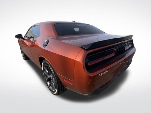 Used 2021 Dodge Challenger SXT w/ Blacktop Package image 8