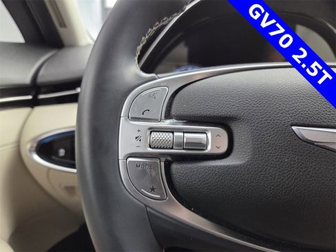 Used 2023 Genesis GV70 2.5T w/ Advanced Package image 38