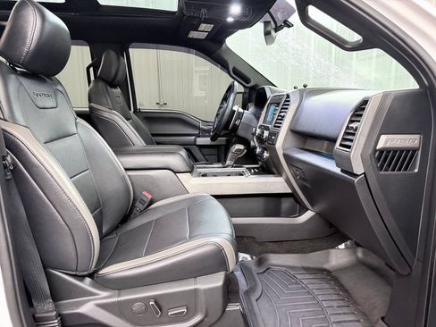 Used 2018 Ford F150 Raptor w/ Equipment Group 802A Luxury AWD/4WD image 40