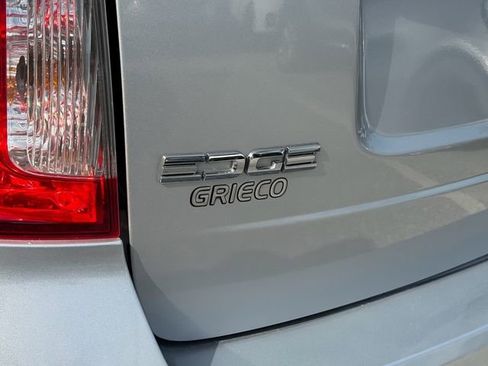 Used 2013 Ford Edge SEL FWD image 9