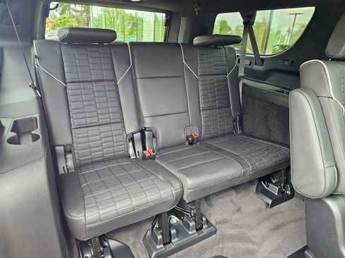 New 2026 Cadillac Escalade ESV Platinum Sport w/ LPO, ONYX Package AWD/4WD image 13
