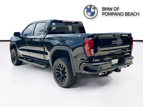 Used 2023 GMC Sierra 1500 Elevation w/ Elevation Premium Package AWD/4WD image 5