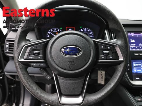 Used 2022 Subaru Outback AWD/4WD image 10