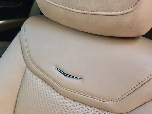 New 2025 Cadillac XT5 Premium Luxury w/ Technology Package image 14