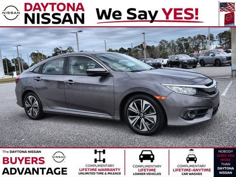 Used 2017 Honda Civic EX-T image 1