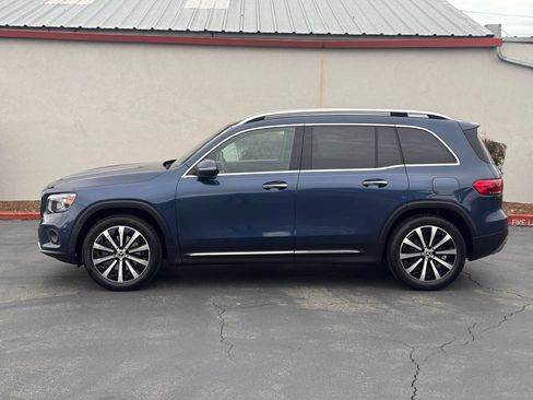 Used 2022 Mercedes-Benz GLB 250 image 3
