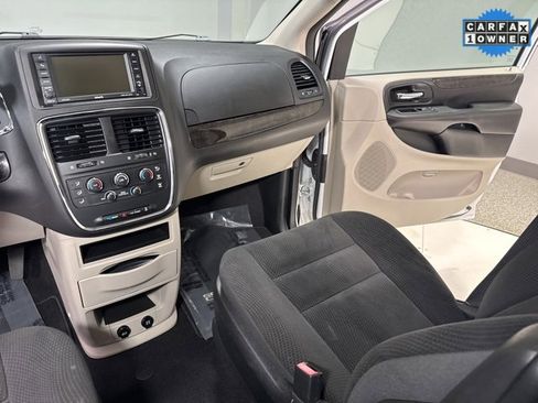 Used 2017 Dodge Grand Caravan SE w/ Power Window Group image 20