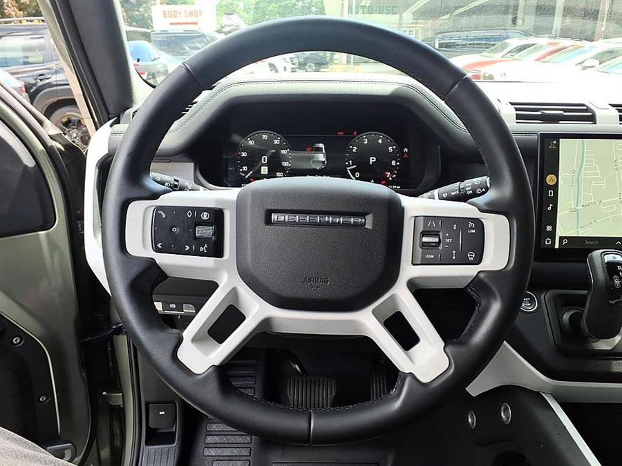 Used 2025 Land Rover Defender 110 S AWD/4WD image 29