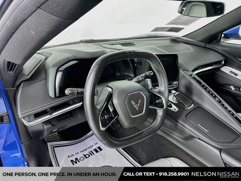 Used 2020 Chevrolet Corvette Stingray Coupe w/ 1LT RWD image 9