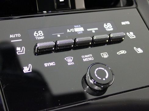 Certified 2026 Porsche Panamera 4 AWD/4WD image 30