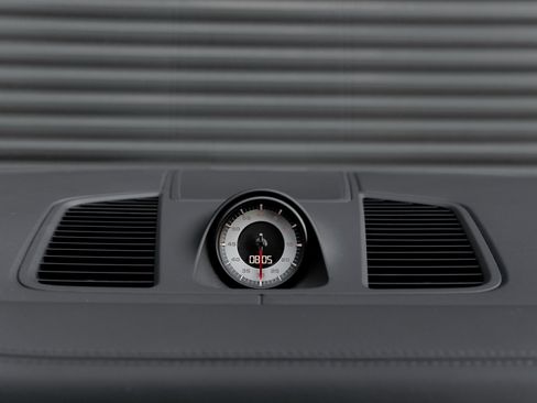 Used 2023 Porsche Cayenne GTS image 20