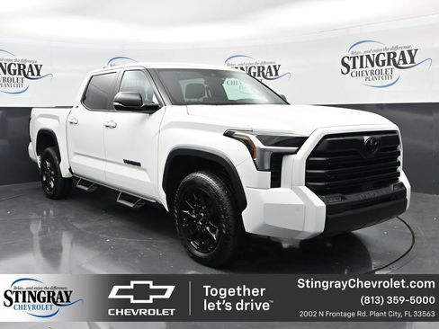 Used 2025 Toyota Tundra SR5 w/ SR5 Premium Package AWD/4WD image 1