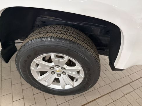 Used 2018 Chevrolet Colorado LT image 31
