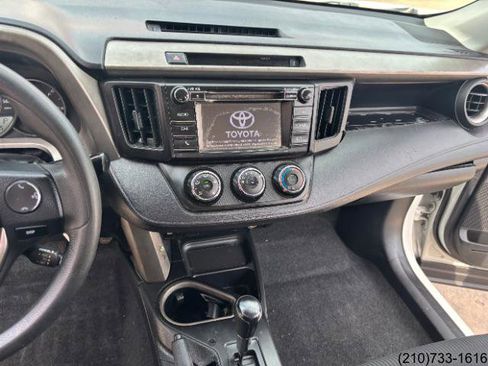 Used 2016 Toyota RAV4 LE FWD image 21