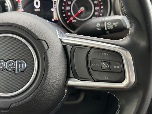Used 2021 Jeep Gladiator Rubicon AWD/4WD image 30