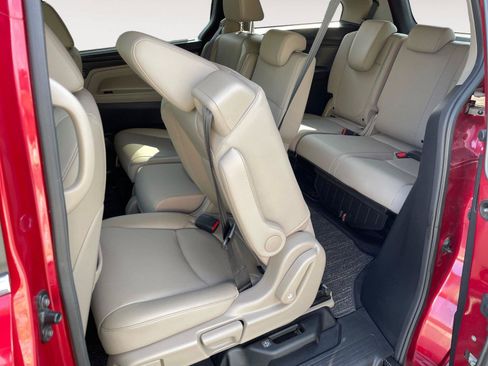 Used 2023 Honda Odyssey EX-L image 13