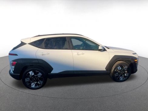 Used 2025 Hyundai Kona SEL image 16