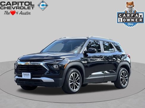 Used 2025 Chevrolet TrailBlazer LT FWD image 1